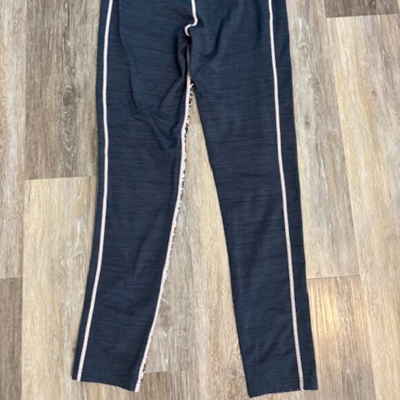 KARI TRAA - base layer set top and bottoms - Size S - Picture 8 of 12